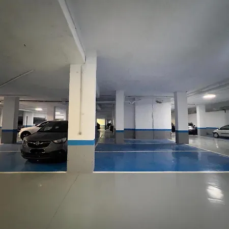 Apartment Xpce Marino I - Parking Free Marbella